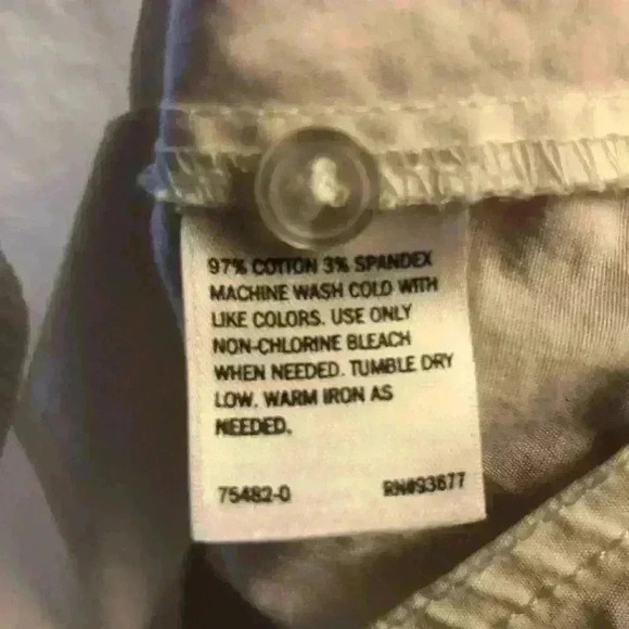 St John's Bay 3/4 Sleeve White Button Down Career Shirt Women Medium Petite - Picture 7 of 8